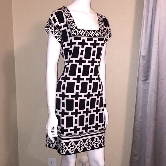 WHBM, Women dress size S - Picture 2 of 5